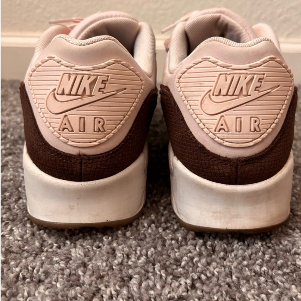 Nike Air Max 90 Sneakers in white and Brown - Picture 2 of 4
